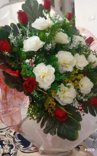 گل مصنوعی