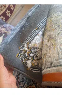 دو عدد قالی نو باز نشده