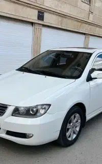لیفان ۶۲۰ مدل ۱۳۹۳ موتور ۱۸۰۰