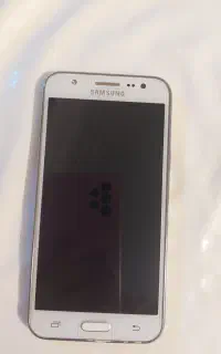 گوشی گلکسیJ5کاملا سالم