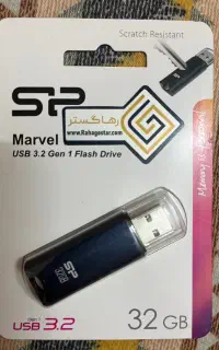 فلش سیلیکون پاور ۳۲ گیگ USB 3.2 با گارانتی ۶۰ ماهه