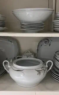 سرویس غذا خوری۱۲نفره چینی