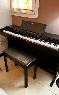 پیانو  مدل (yamaha ydp 144)