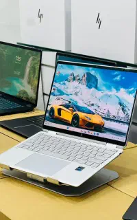 با جیب خالی لپتاپ ببر