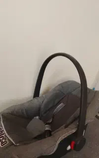 کریر در حد نو و پشه بند