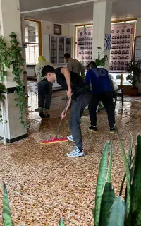 شرکت خدمات نظافت باربری مبلشوی سمپاشی نماشو نشتیاب