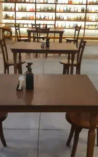 میز تک چهار نفره