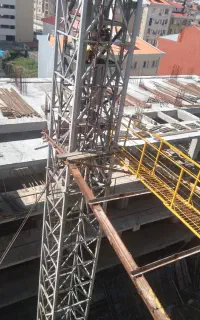 اجرای بلوک چینی ،سیمانکاری،موزائیک، بتن ریزی، کف