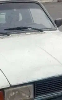 پیکان وانت 87،کم کار،سرویس شده،مدارک تکمیل ، بیرنگ