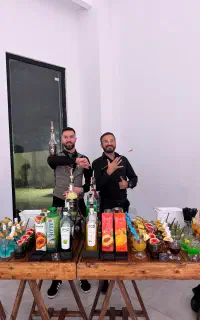 بارمن/ بارتندر ویژه مراسم/پذیرایی نمایشگاه