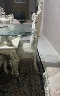 میز ناهار خوری هشت نفره