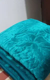 پتو  یک‌نفره نقش برجسته