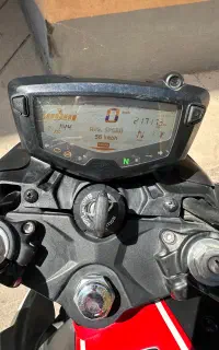 آپاچی ۲۰۰نیوفیس