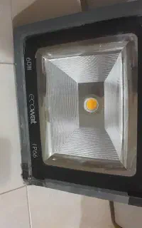 پروژکتور 60