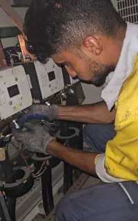 خدمات برق ساختمان و صنعتی زارعی /برقکاری/ برق کش