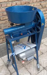 دستگاه آبغوره گیری