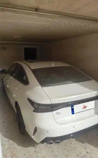 تیگو 7 پلاگین هیبرید رنگ سفید و مشکی