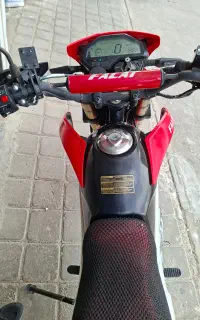 موتورسیکلت فلاتcrf200