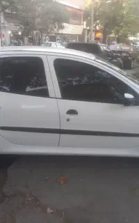 فروش یک دستگاه پژو ۲۰۶ تیپ۵