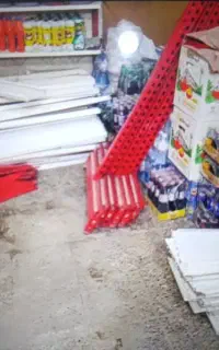 قفسه دست دوم سوپرمارکت