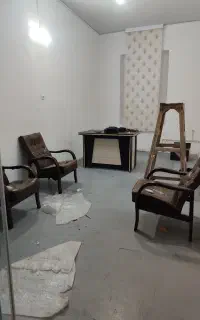میز وصندلی اداری در حد نو