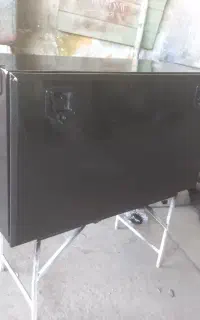 جعبه تریلی