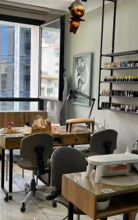 دستیار ناخنکار