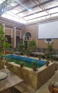 کافه عیاران