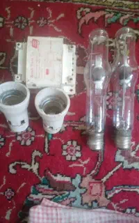 لامپ اویز گازی با ترانس وسرپیچ چینی زدحرارت