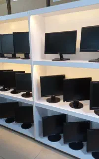 مانیتور  / ۱۷ اینچ /