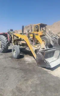 تراکتر مدل64موتور فنی ب شرط فروش فوری