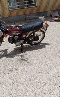 یاماها ۱۰۰ (تندرو)