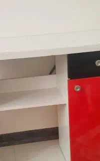 میز تحریر در حد نو