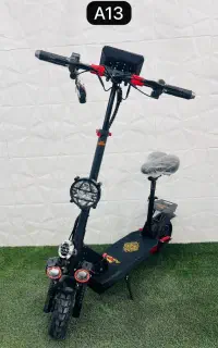 اسکوتربرقی باکس دار E10PORO