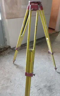 سه پایه
