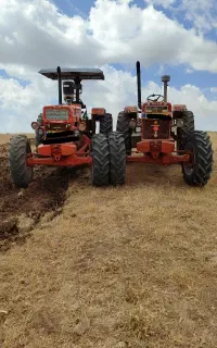 خدمات تراکتور ی و کمباین