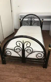 تخت خواب یک نفره