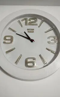 ساعت دیواری