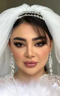 میکاپ عروس و محفلی با تضمین ۱۰۰٪ماندگاری