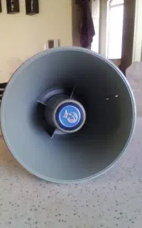 بلندگو