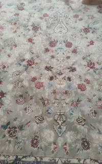 یک جفت قالی ۱۲۰۰ شانه ۹ متری و یک عدد ۲/۵ در ۱/۵