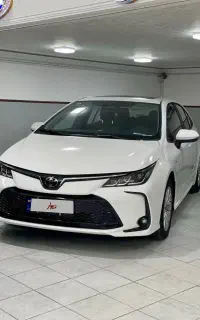 تویوتا کرولا هیبرید