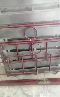 تخت دونفره. فلزی
