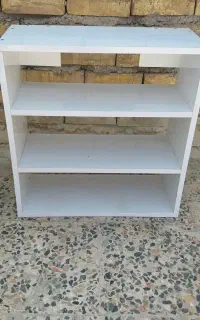 میز گرد و میز تحریر و شلف