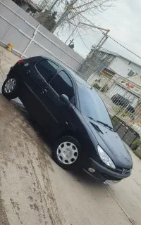 ۲۰۶ فرانسه مدل ۸۲