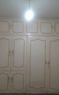 فروش کمد دیواری قدیمی چوبی جنس خوب