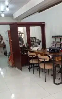 اجاره  صندلی برای لاین ناخن و دیگر لاینها.‌‌‌‌‌