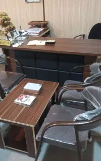 فروشنده خانم / اقا شیفت عصر