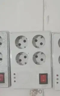 ۳ عدد سه راهی محافظ دار اصل