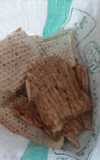 ۸ کیلو نان خشک شده